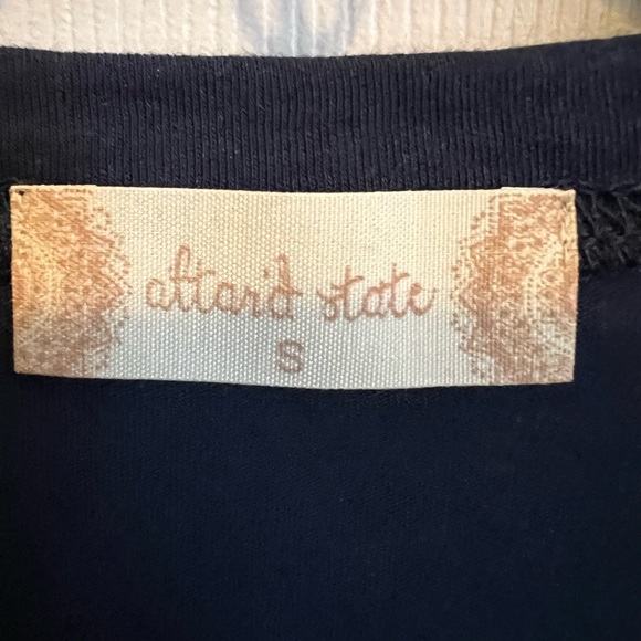 NWT Altar’d State tulip sleeve tee - Picture 3 of 6